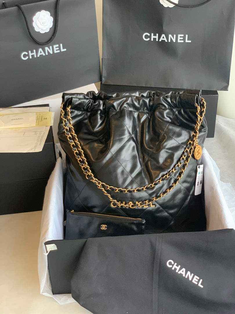 Chanel 22 Large Handbag AS3262 Shiny Calfskin Gold-Tone Metal Black