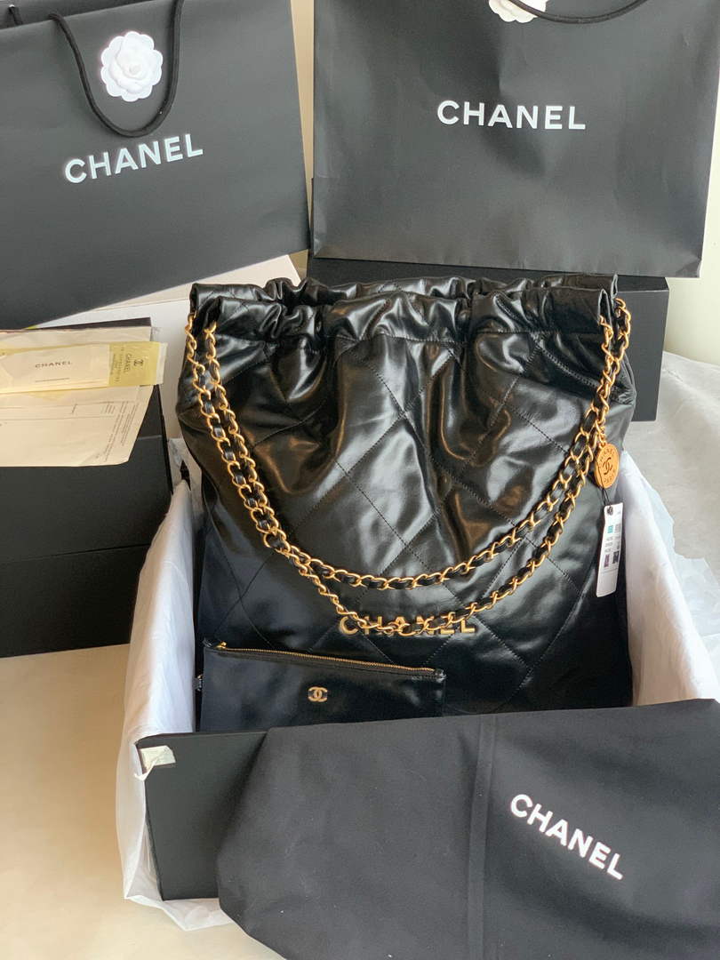 Chanel 22 Large Handbag AS3262 Shiny Calfskin Gold-Tone Metal Black