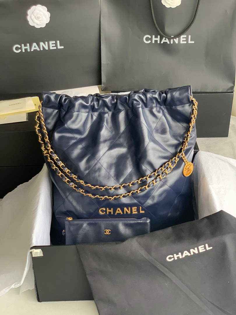 Chanel 22 Large Handbag AS3262 Shiny Calfskin Gold-Tone Metal Navy Blue