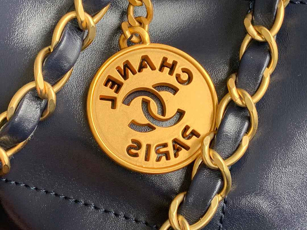 Chanel 22 Large Handbag AS3262 Shiny Calfskin Gold-Tone Metal Navy Blue