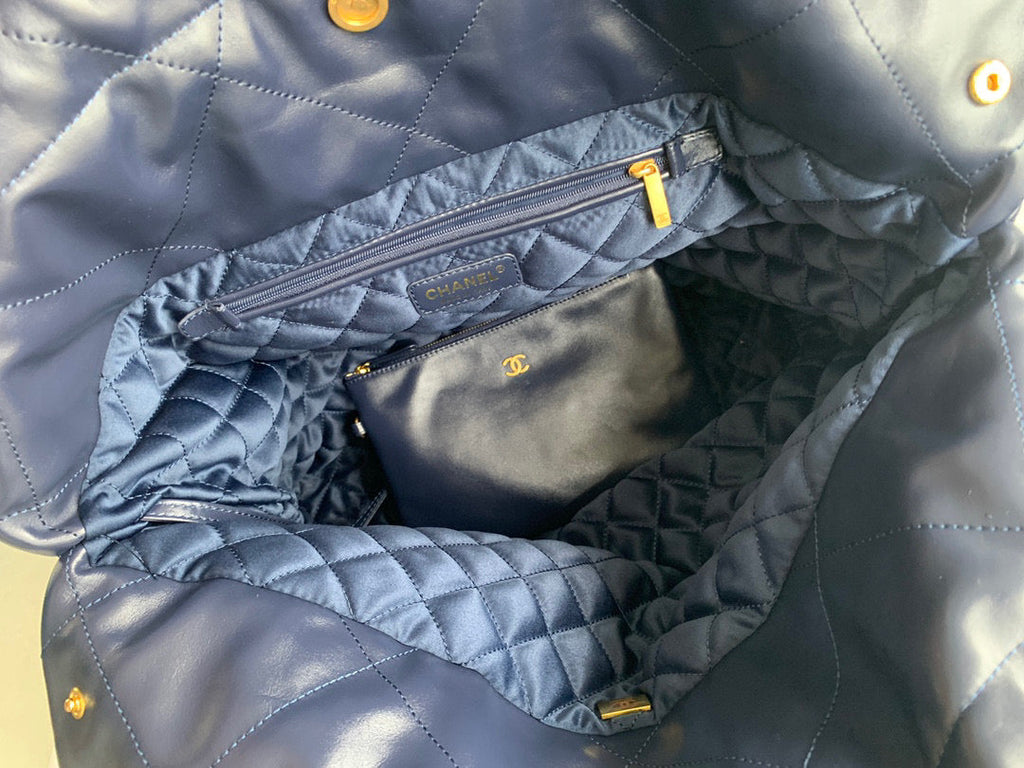 Chanel 22 Large Handbag AS3262 Shiny Calfskin Gold-Tone Metal Navy Blue