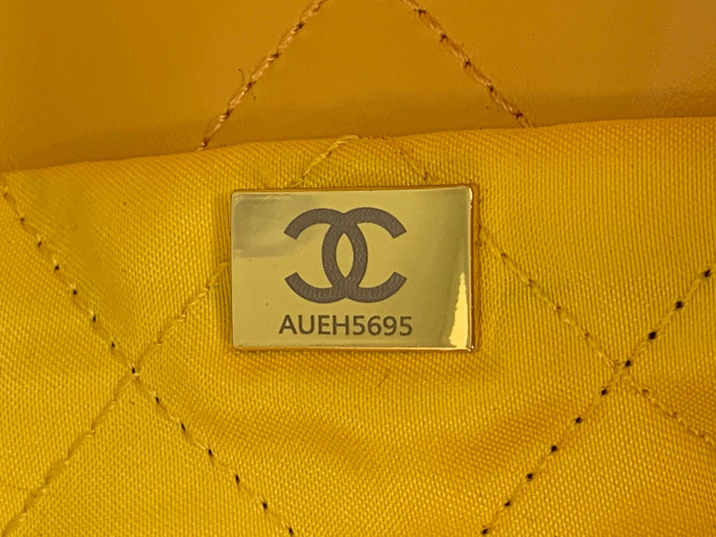Chanel 22 Large Handbag AS3262 Shiny Calfskin Gold-Tone Metal Yellow