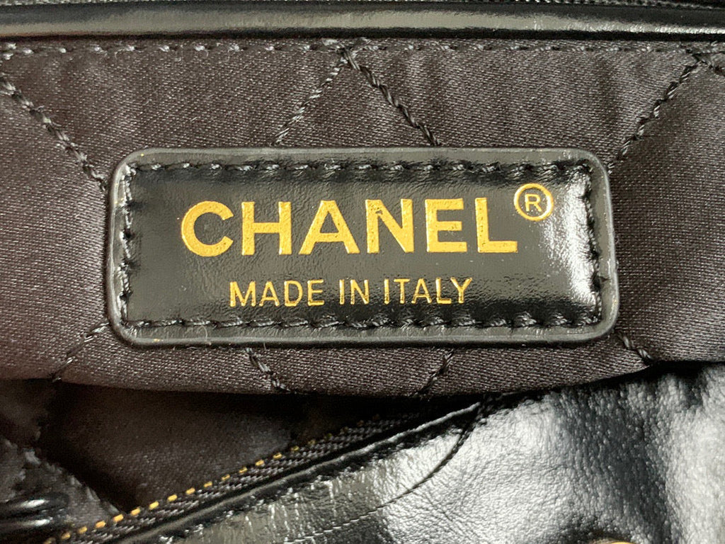 Chanel 22 Large Handbag AS3262 Shiny Calfskin Lacquered Metal Black Logo White