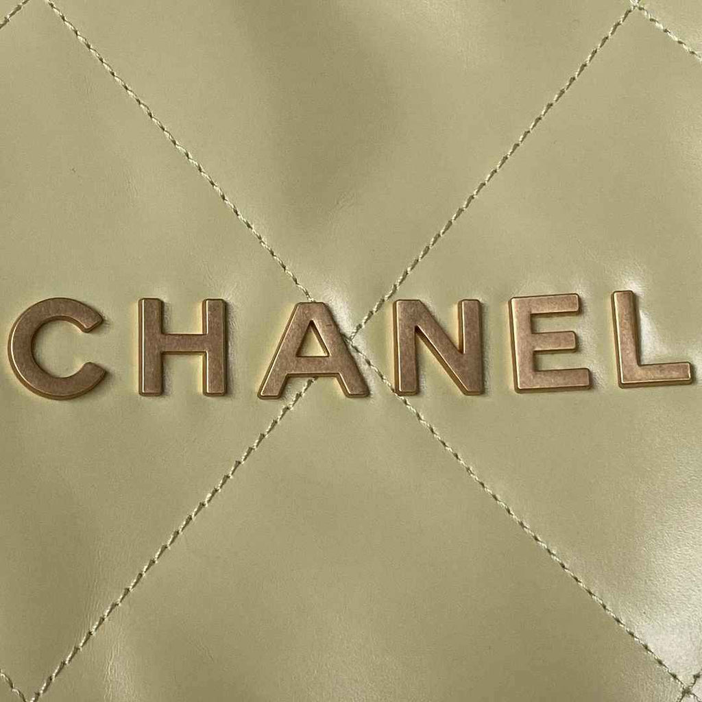 Chanel 22 Handbag AS4486 Calfskin In Yellow