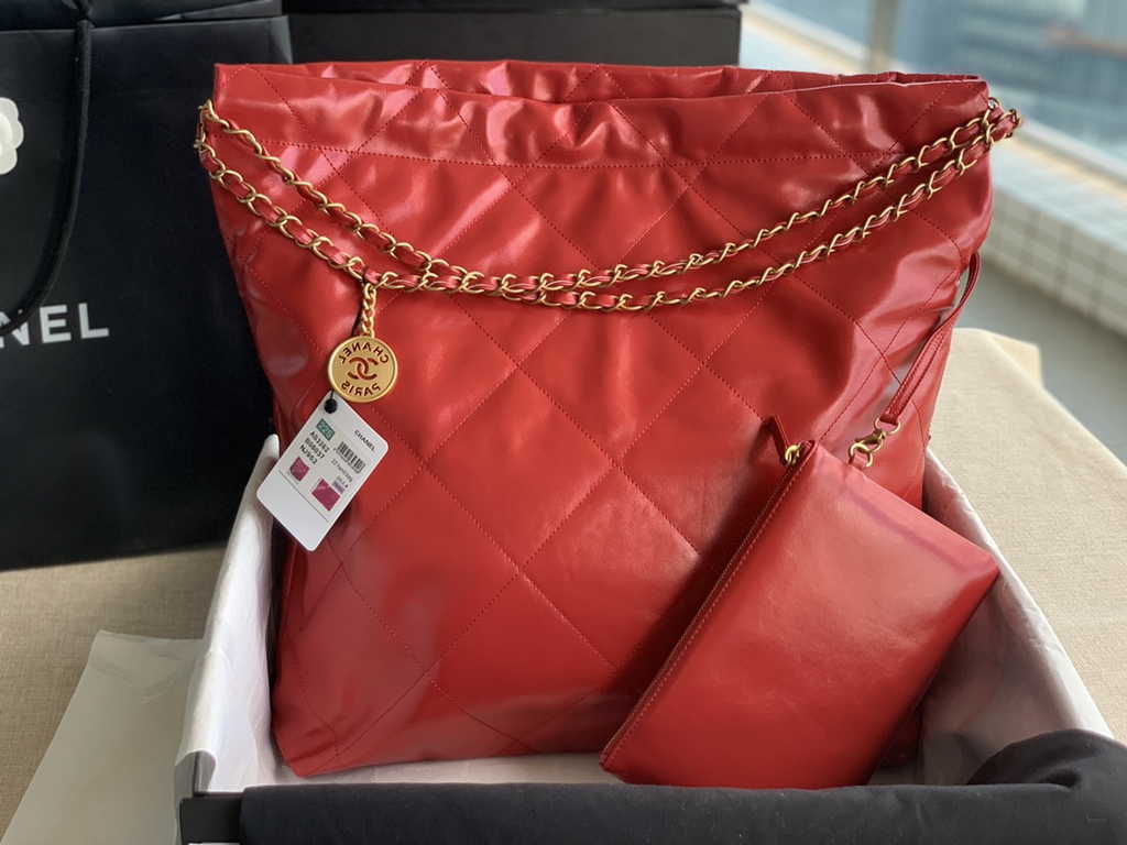 Chanel 22 Large Handbag AS3262 Shiny Calfskin Gold-Tone Metal Red