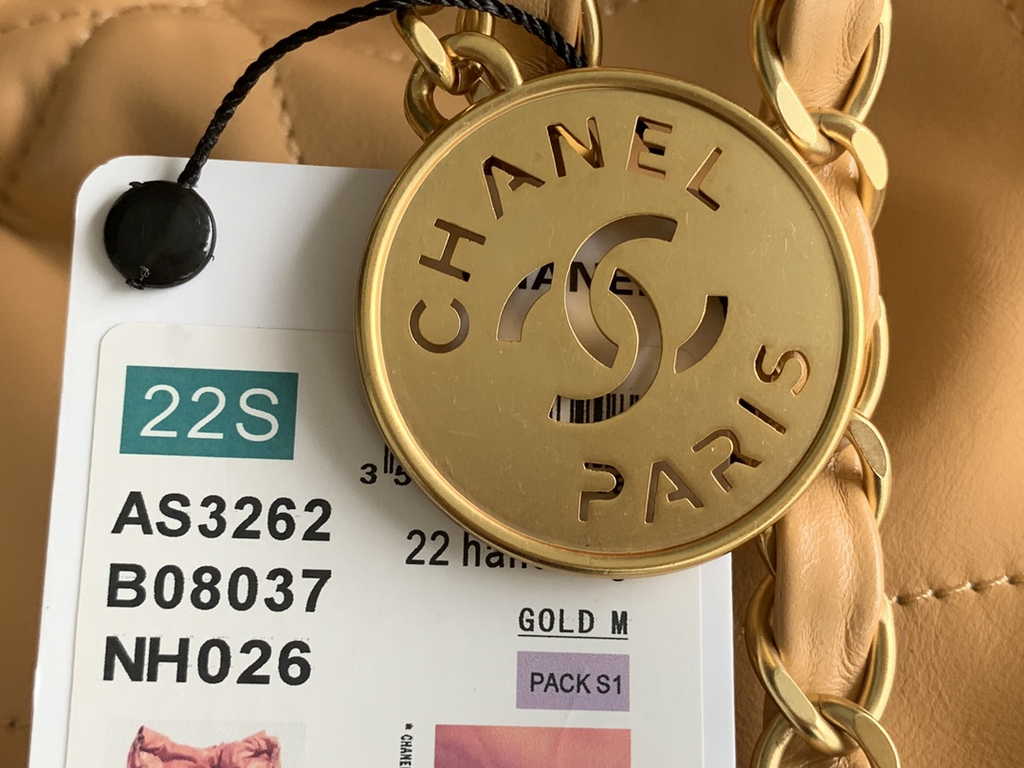 Chanel 22 Large Handbag AS3262 Shiny Calfskin Gold-Tone Metal Tan
