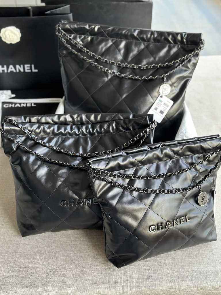 Chanel 22 Large Handbag AS3262 Shiny Calfskin Black-Tone Metal