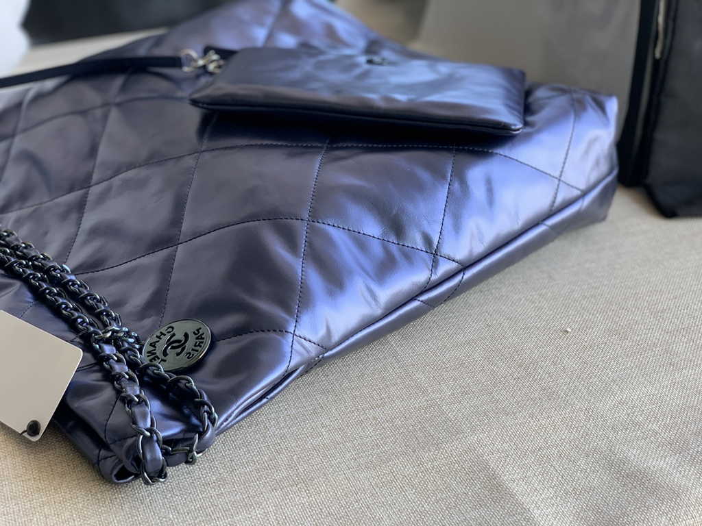 Chanel 22 Large Handbag AS3262 Navy Blue Shiny Calfskin Silver-Tone Metal