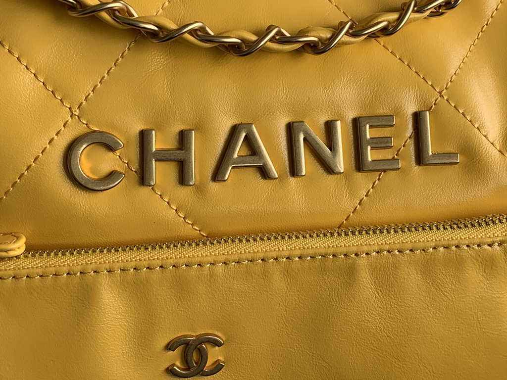 Chanel 22 Large Handbag AS3262 Yellow Shiny Calfskin Gold-Tone Metal
