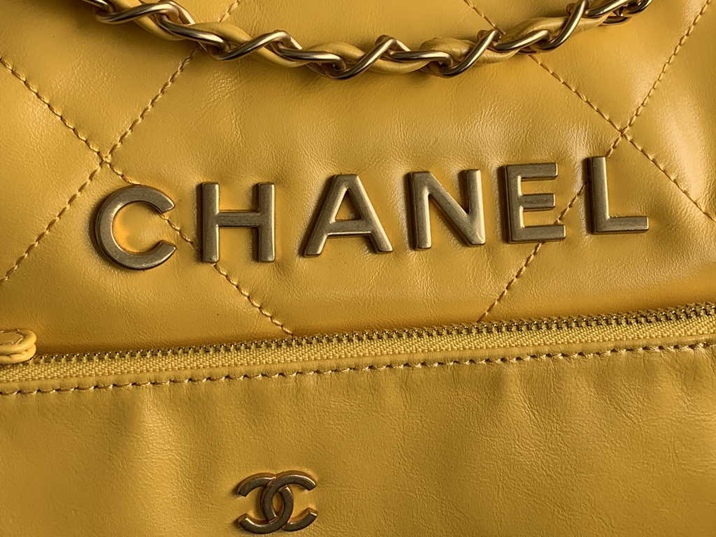 Chanel 22 Large Handbag AS3262 Yellow Shiny Calfskin Gold-Tone Metal