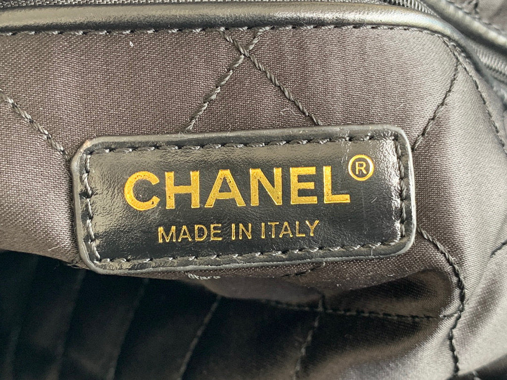 Chanel 22 Large Handbag AS3262 Clothes Gold-Tone Metal Black
