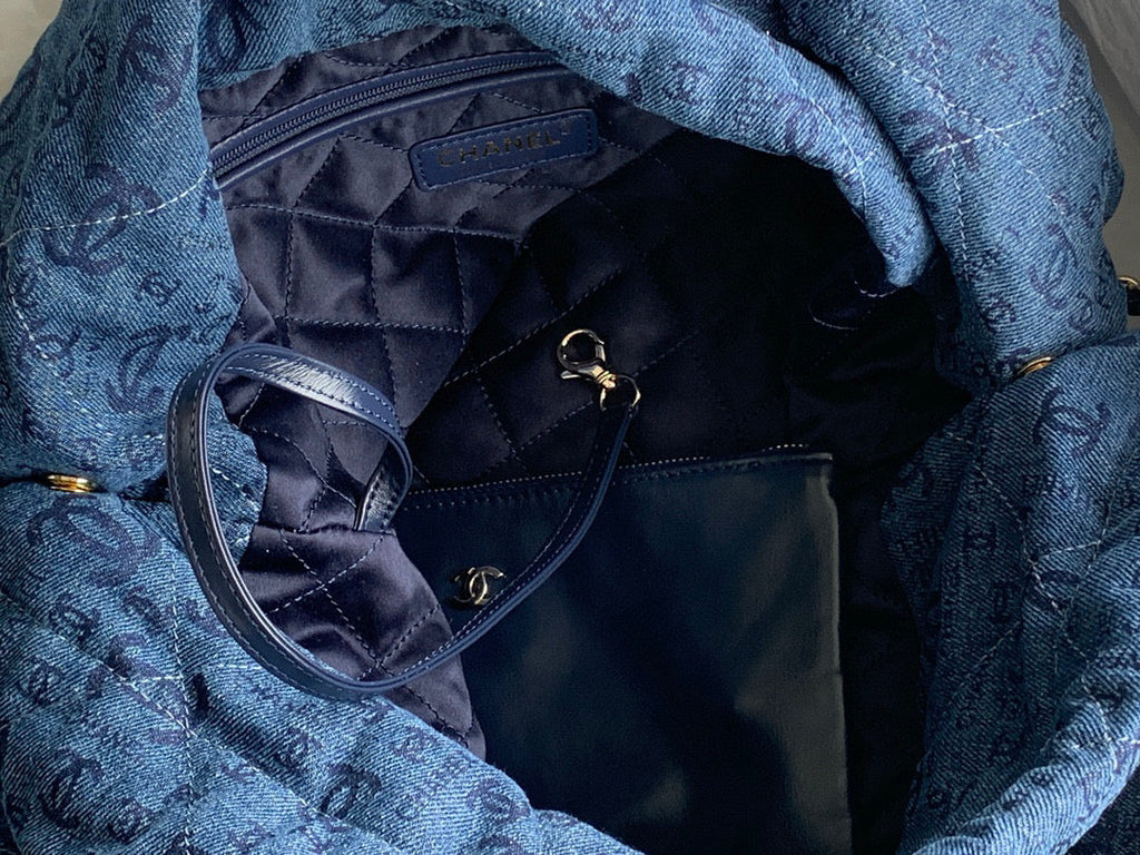 Chanel 22 Large Handbag AS3262 Clothes Gold-Tone Metal Blue