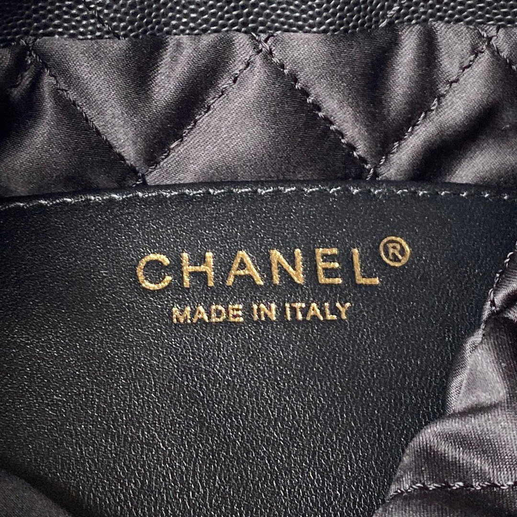 Chanel 22 Mini bag AS3980 Shiny Grained Calfskin Gold-Tone Black
