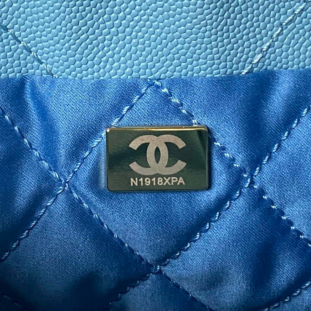 Chanel 22 Mini bag AS3980 Shiny Grained Calfskin Gold-Tone Blue