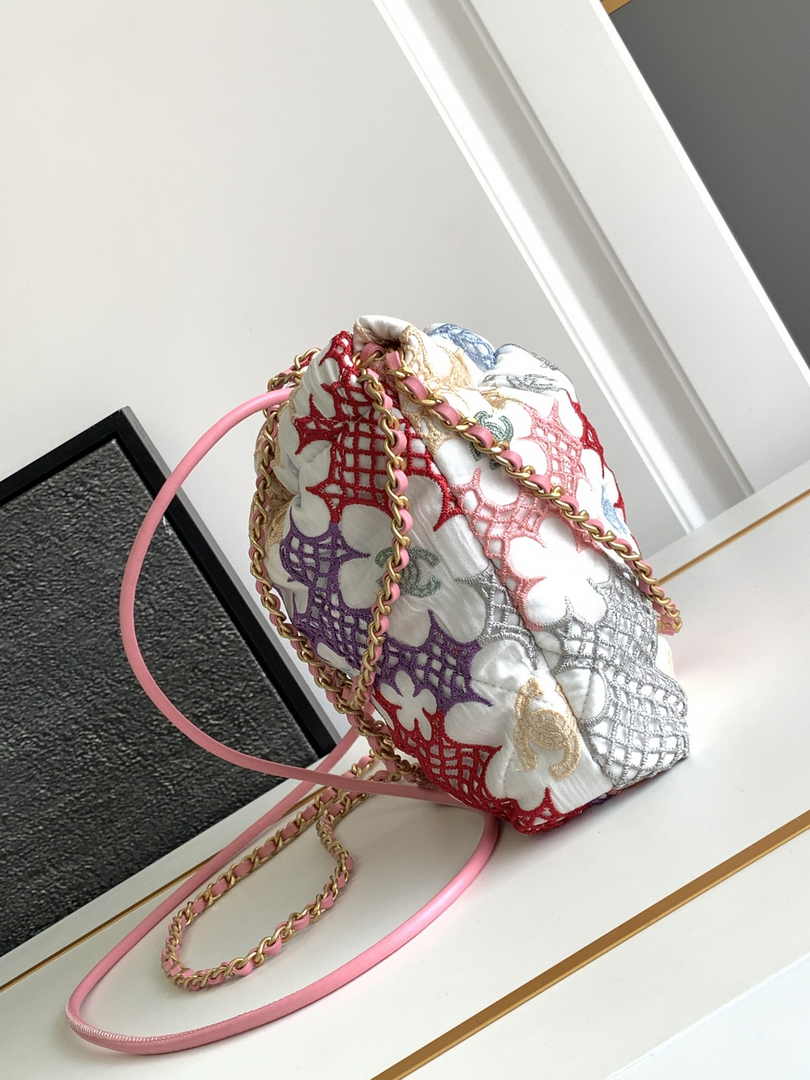 Chanel 22 Mini bag AS3980 Lace Patchwork Gold-Tone