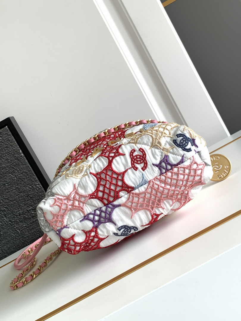 Chanel 22 Mini bag AS3980 Lace Patchwork Gold-Tone