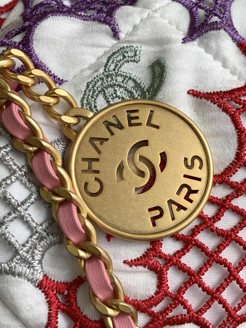 Chanel 22 Mini bag AS3980 Lace Patchwork Gold-Tone