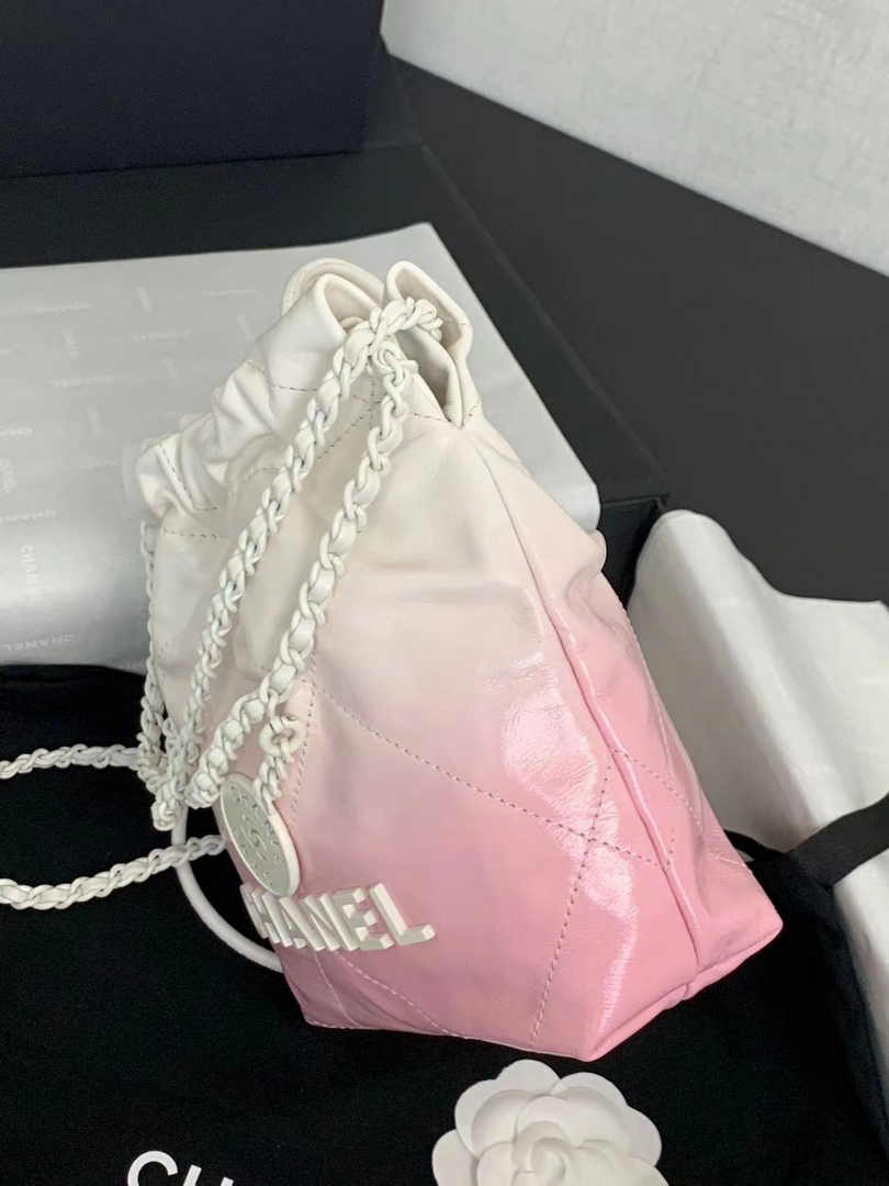 Chanel 22 Mini bag AS3980 Patent Gradient Calfskin Light Pink