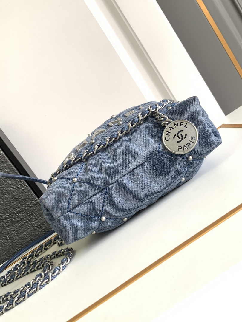 Chanel 22 Mini bag AS3980 Blue Washed Denim