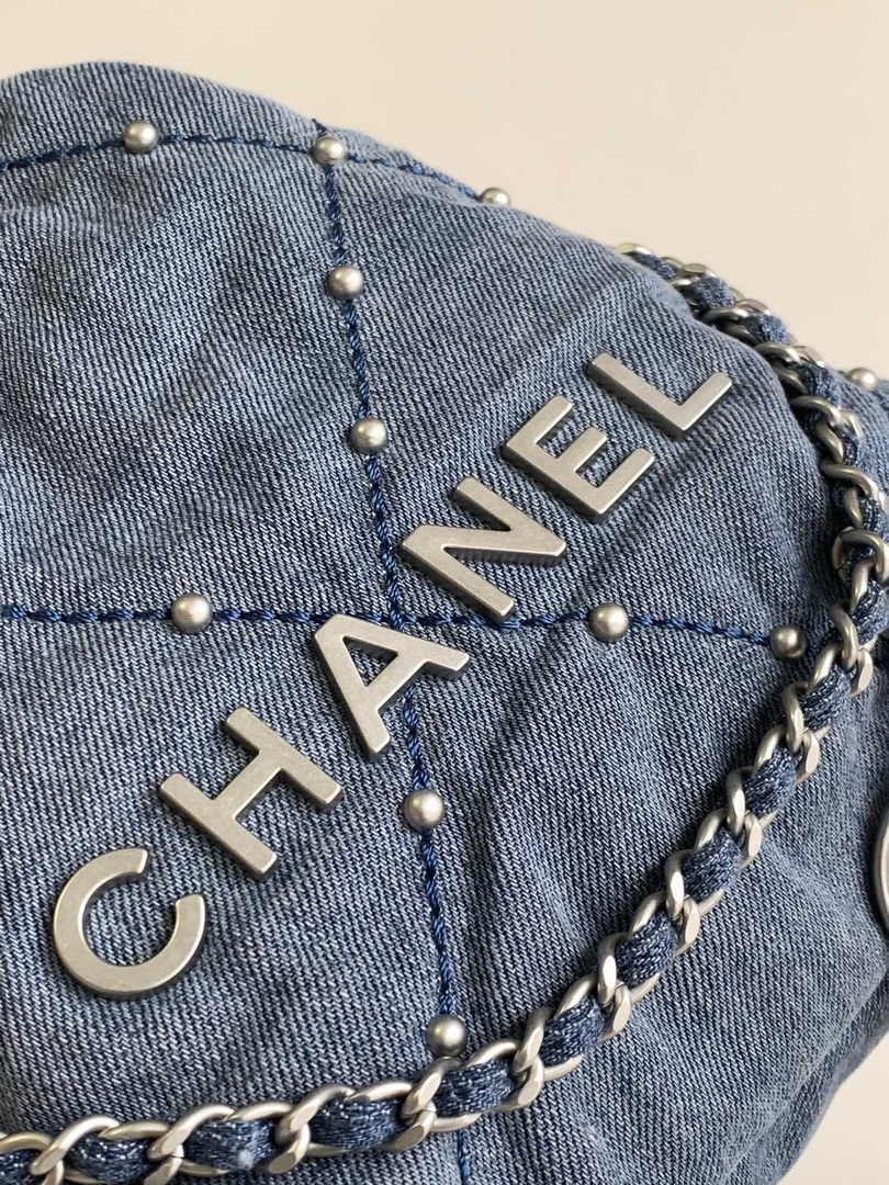 Chanel 22 Mini bag AS3980 Blue Washed Denim