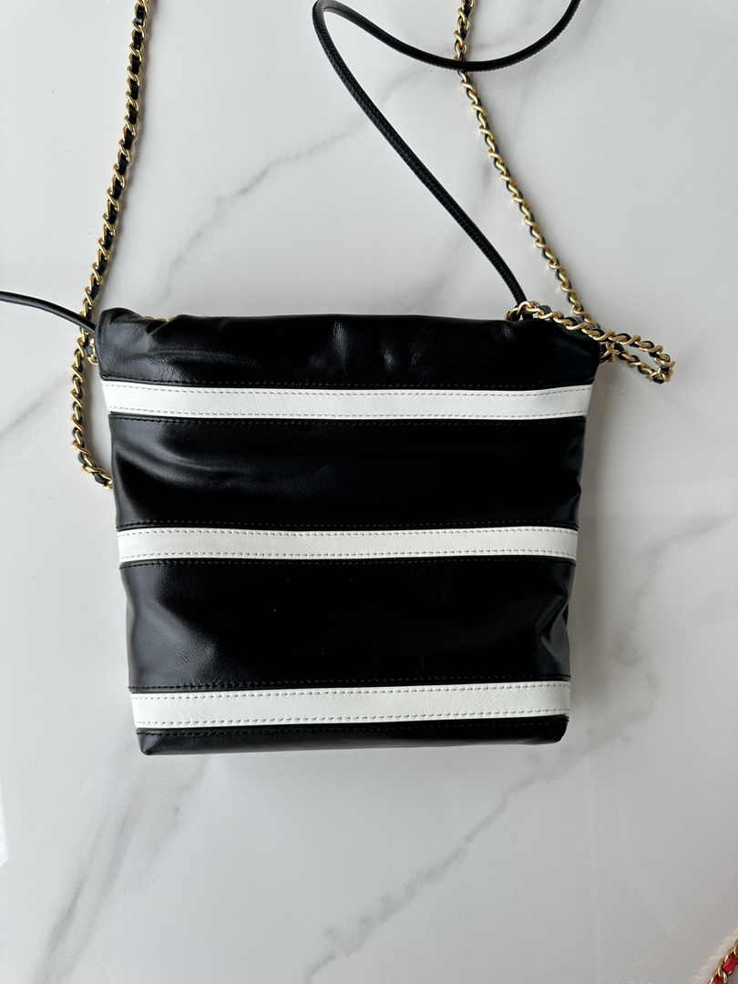 Chanel 22 Mini bag AS3980 White Black Shiny Calfskin