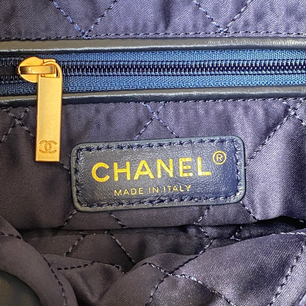 Chanel 22 Mini Handbag AS3263 Calfskin Leather In Navy Blue