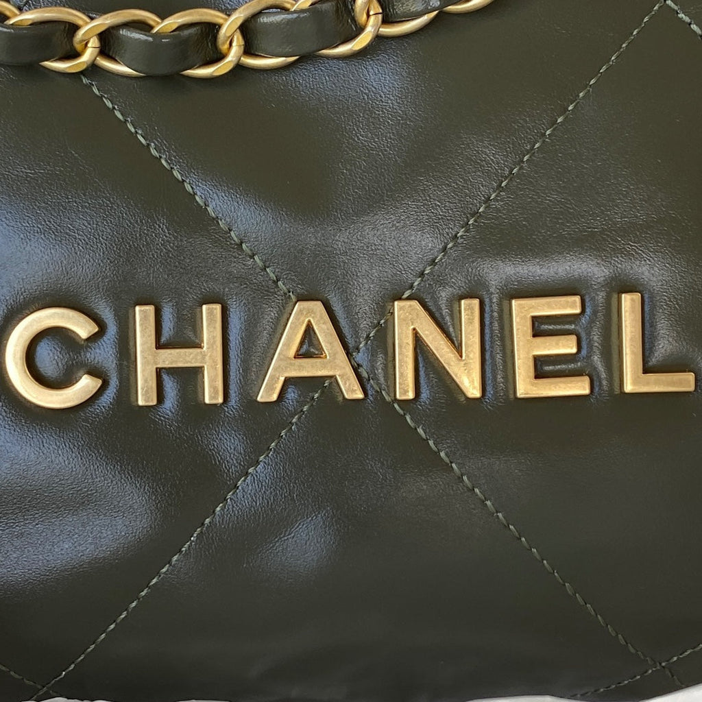 Chanel 22 Mini Handbag AS3263 Calfskin Leather In Dark Green