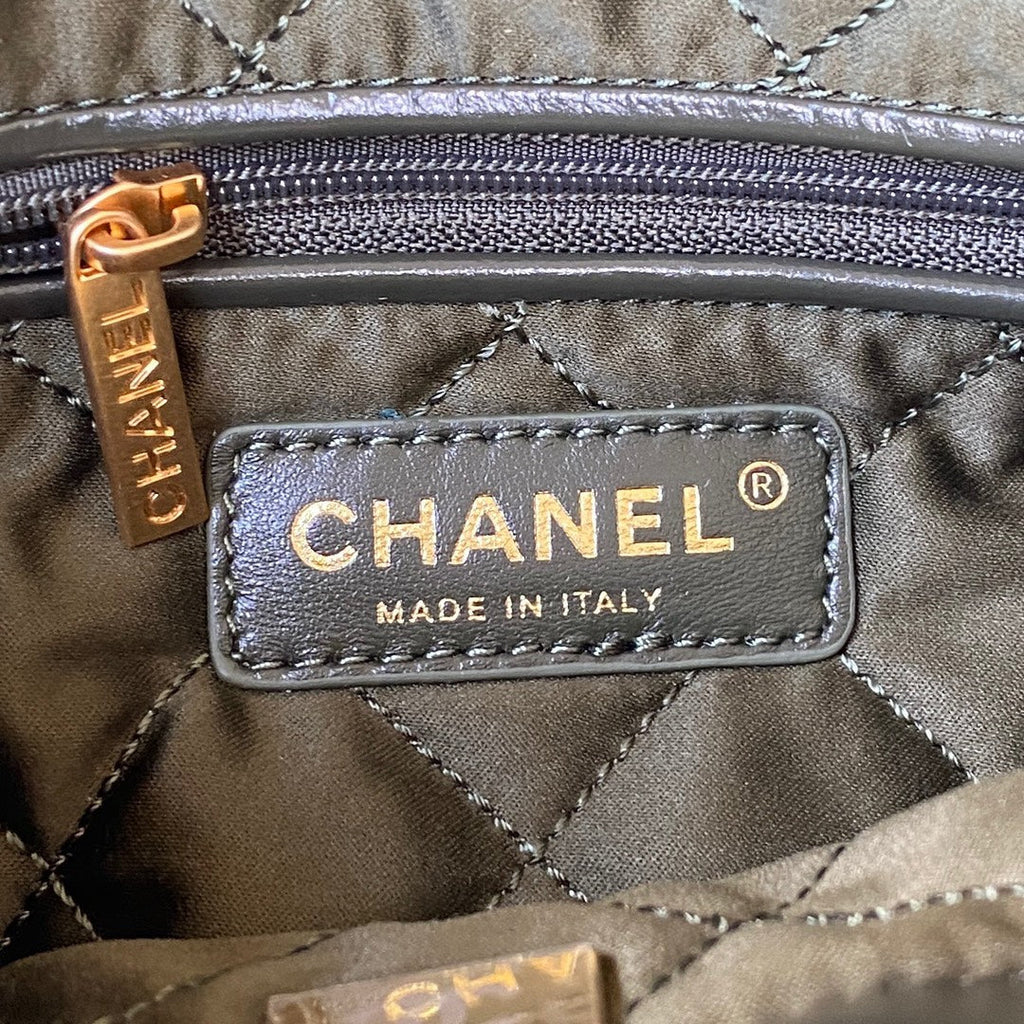 Chanel 22 Mini Handbag AS3263 Calfskin Leather In Dark Green