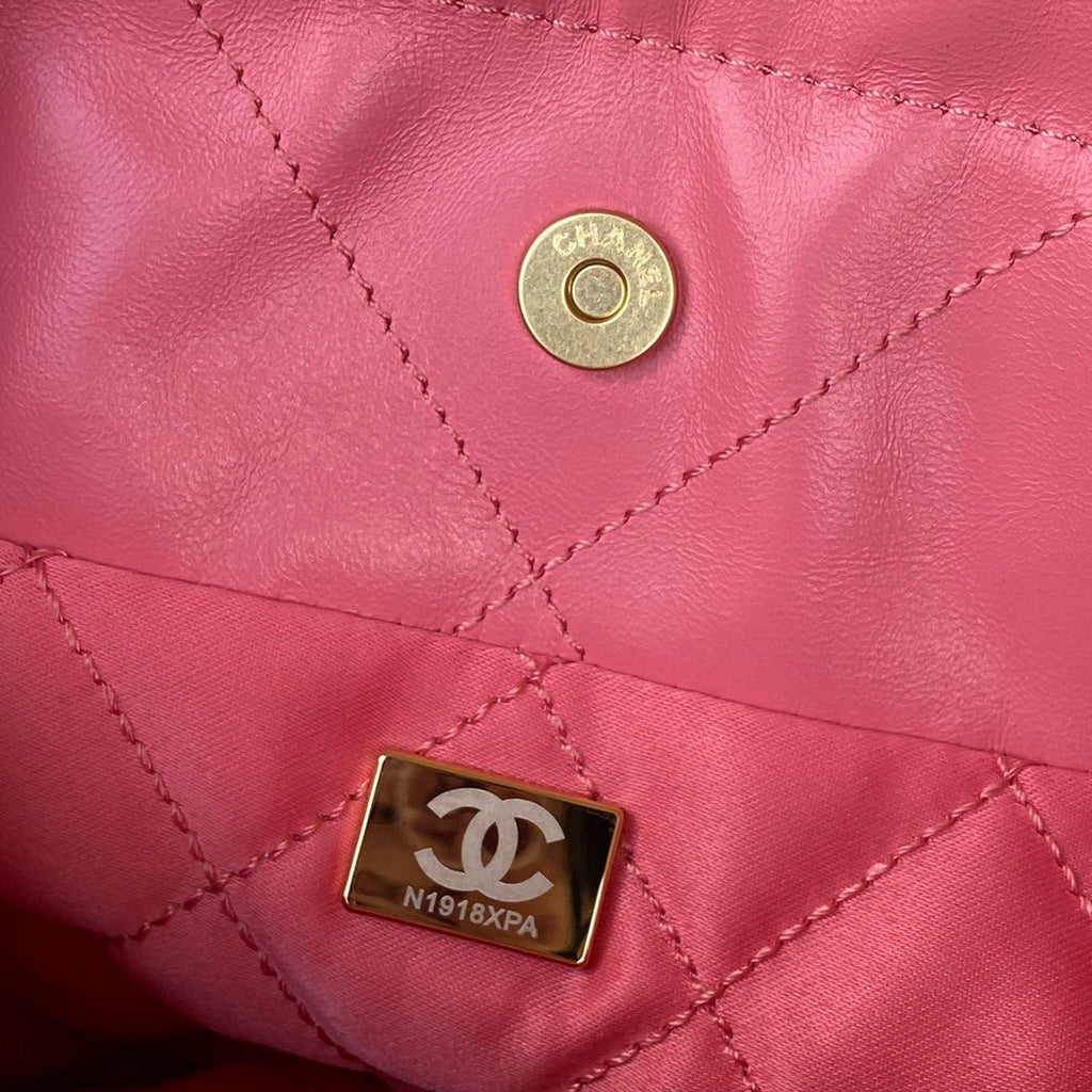 Chanel 22 Mini Handbag AS3263 Calfskin Leather In Plum