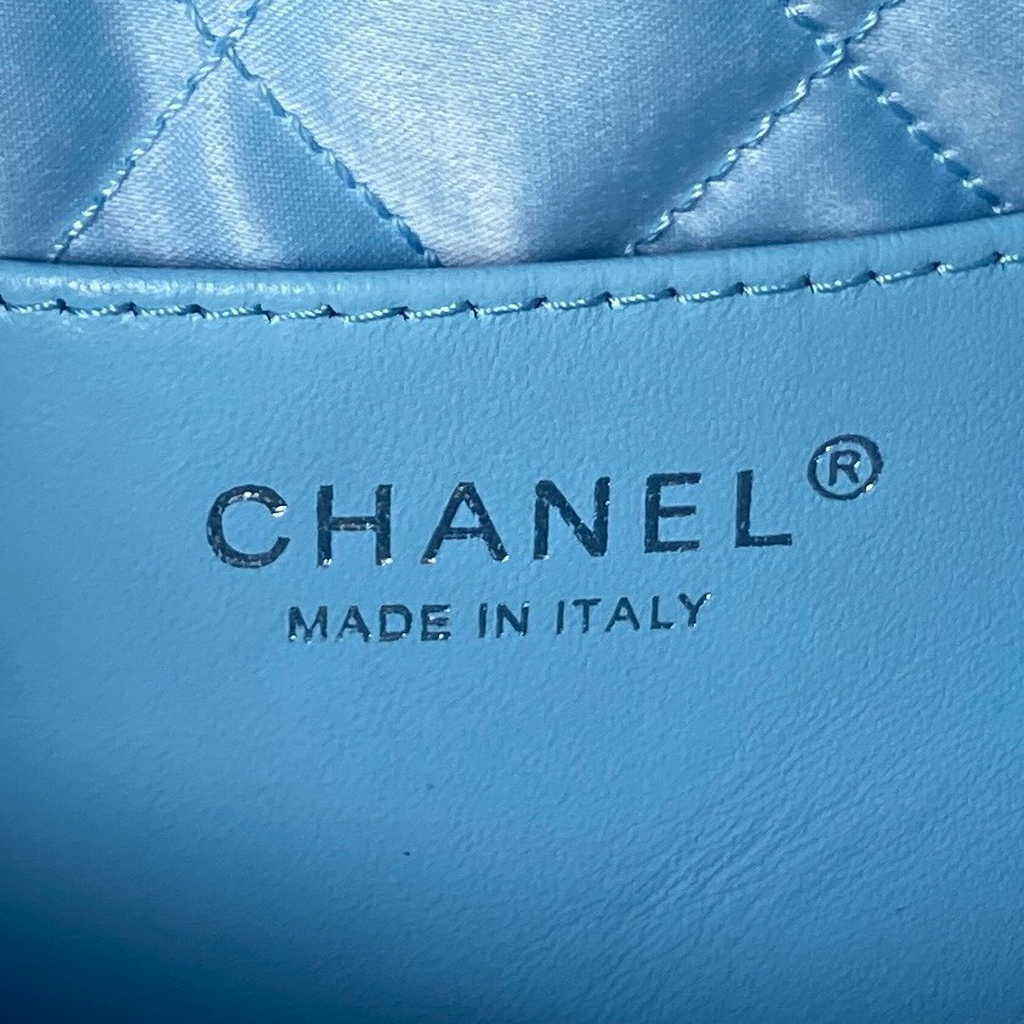 Chanel 22 Mini Handbag AS3980 Shiny Calfskin Silver-Tone Metal Light Blue