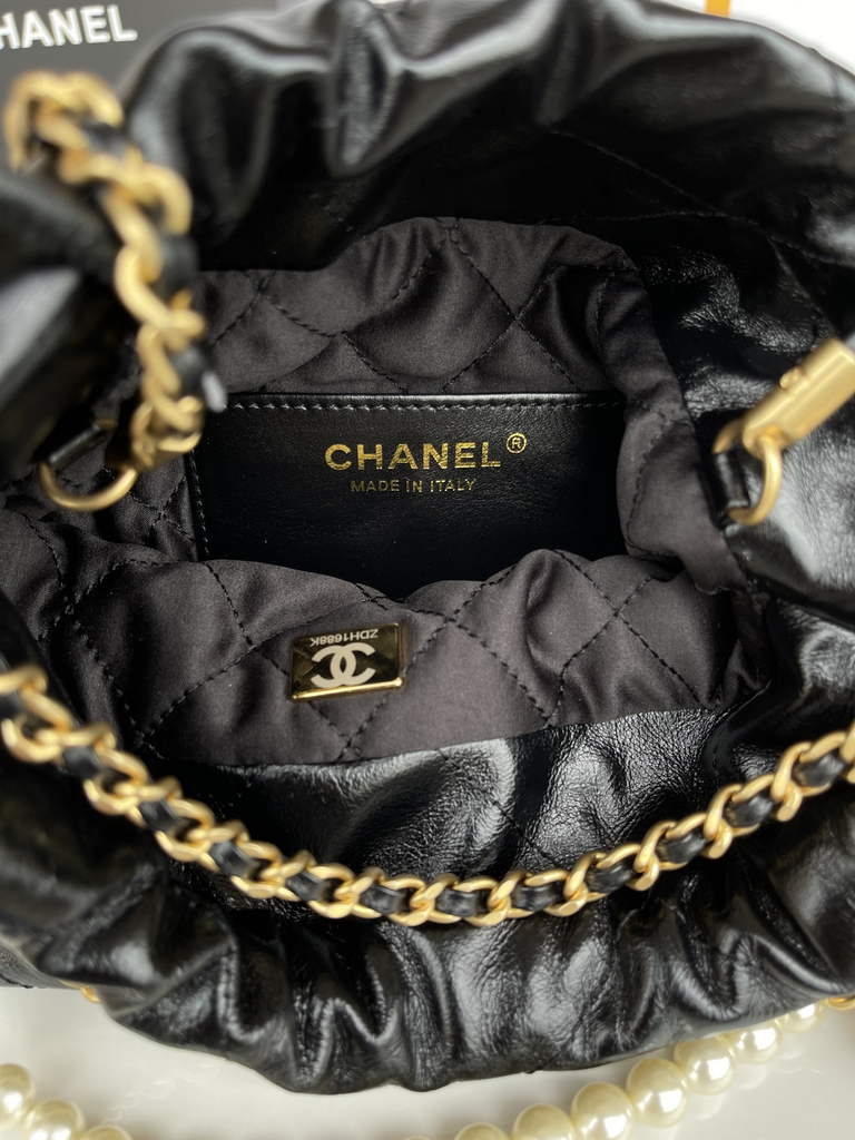 Chanel 22 Mini bag AS3980 Shiny Calfskin Gold-Tone Metal Black