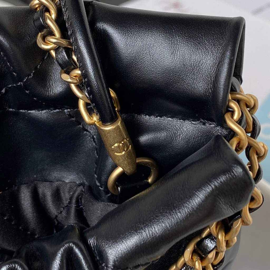 Chanel 22 Mini Handbag AS3980 Shiny Calfskin Gold-Tone Metal Black