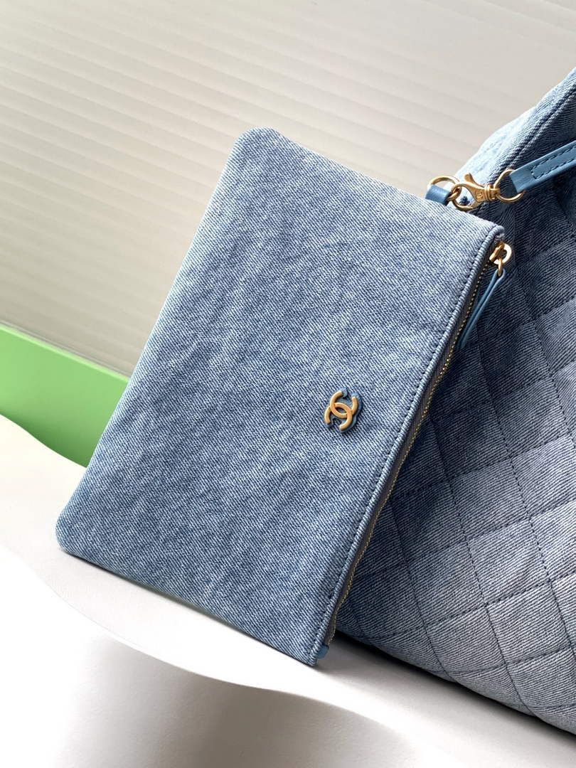 Chanel 25 medium handbag, AS5311 washed denim blue