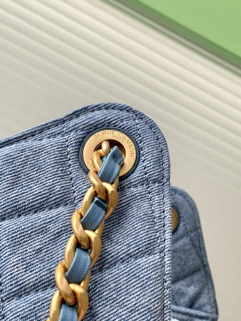 Chanel 25 medium handbag, AS5311 washed denim blue