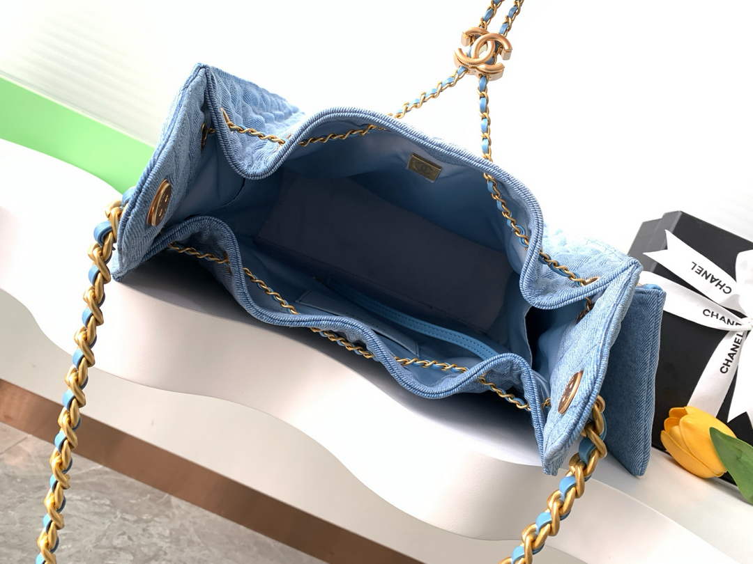 Chanel 25 medium handbag, AS5311 washed denim blue