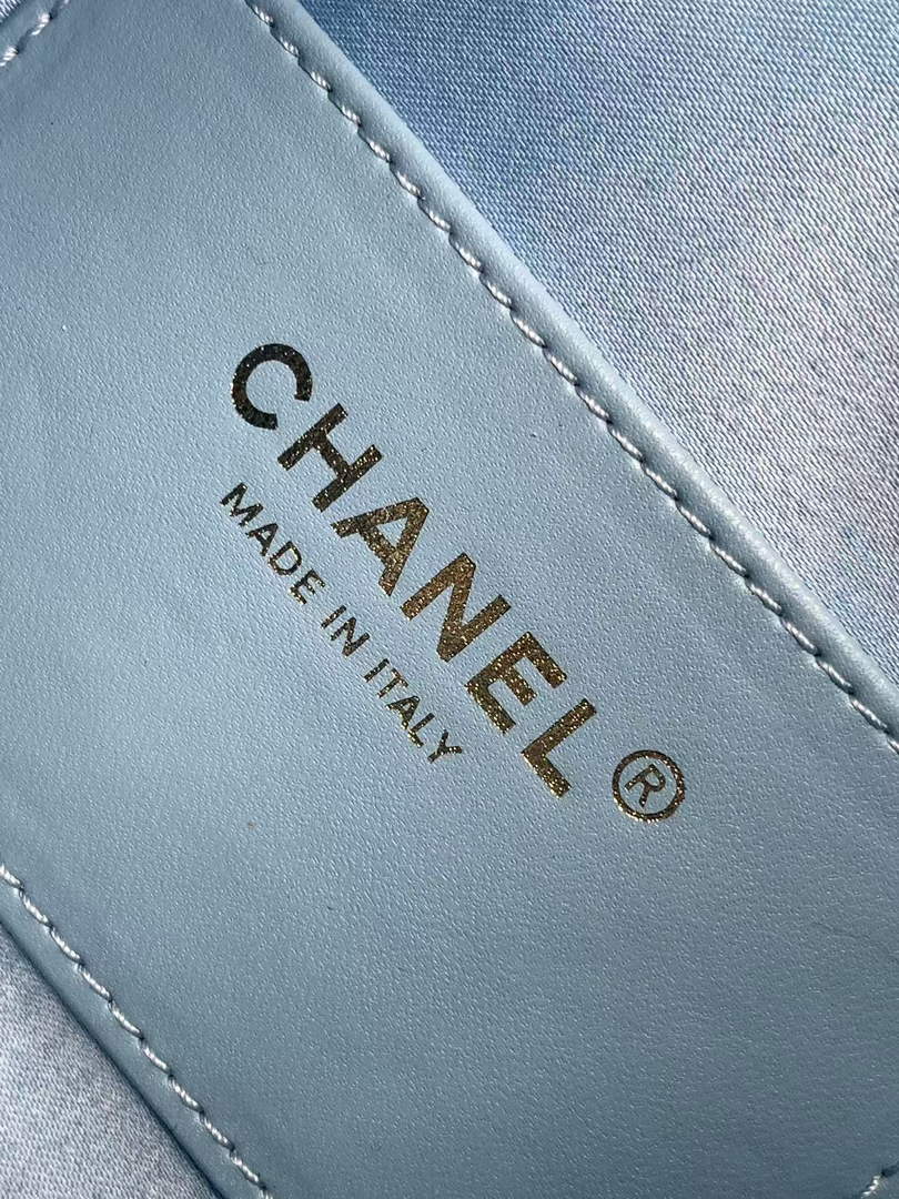 Chanel 25 Mini Handbag AS5631 - Blue Grained Calfskin
