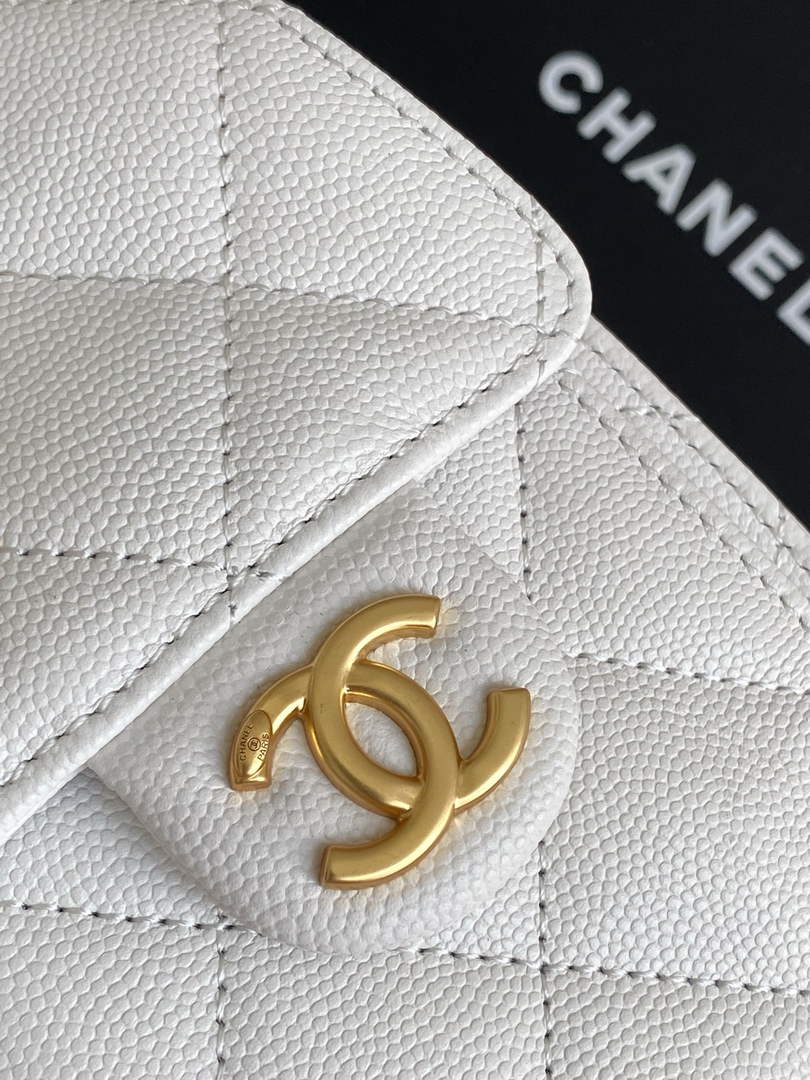 Chanel 25 Mini Handbag AS5631 - White Grained Calfskin