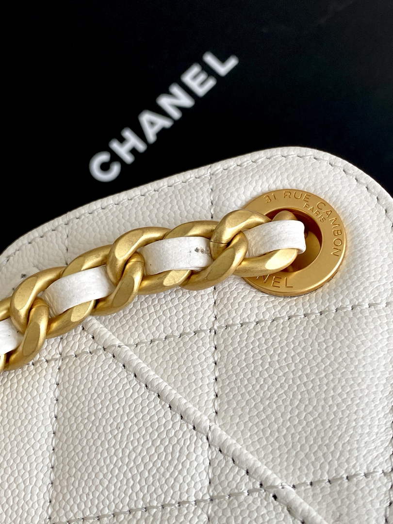 Chanel 25 Mini Handbag AS5631 - White Grained Calfskin