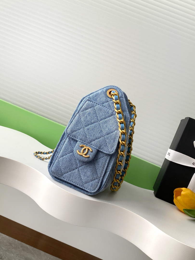 Chanel 25 Mini Handbag AS5631 - Blue Washed Denim