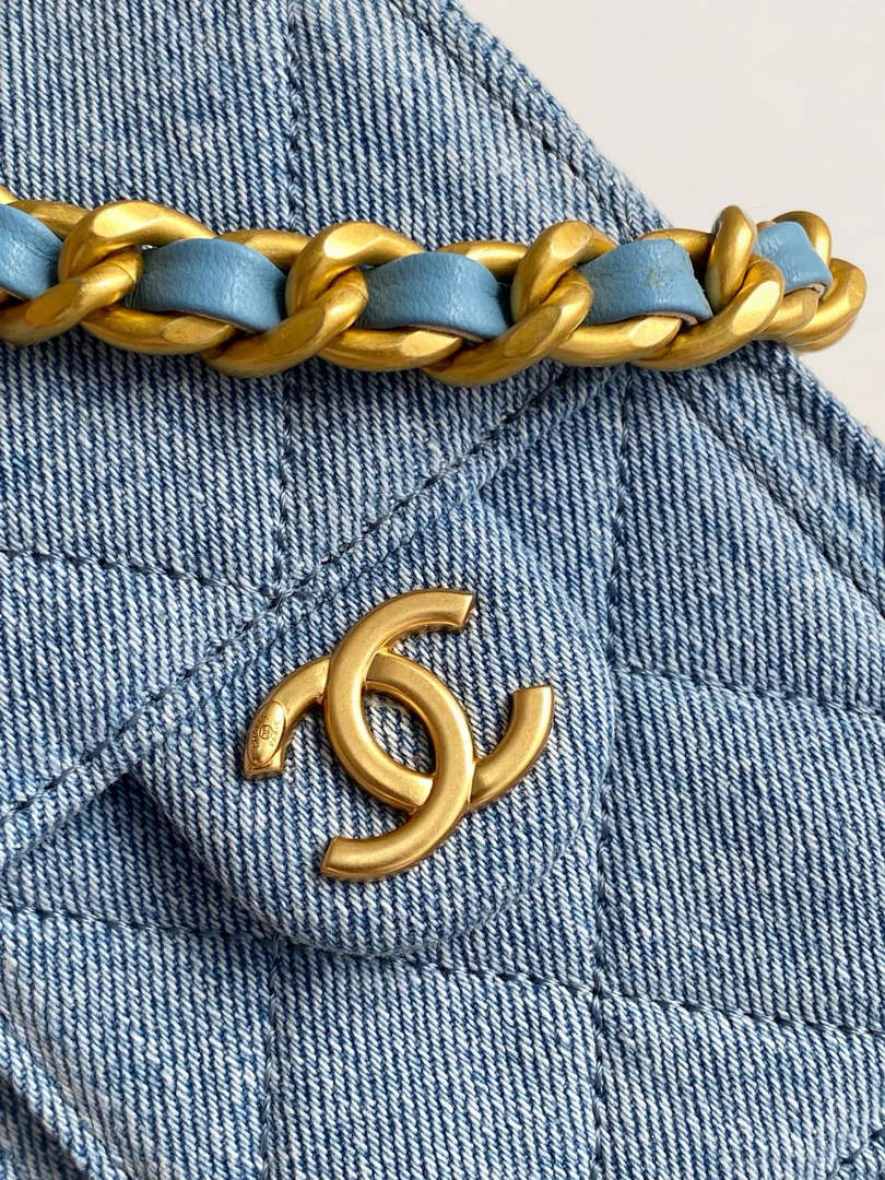 Chanel 25 Mini Handbag AS5631 - Blue Washed Denim