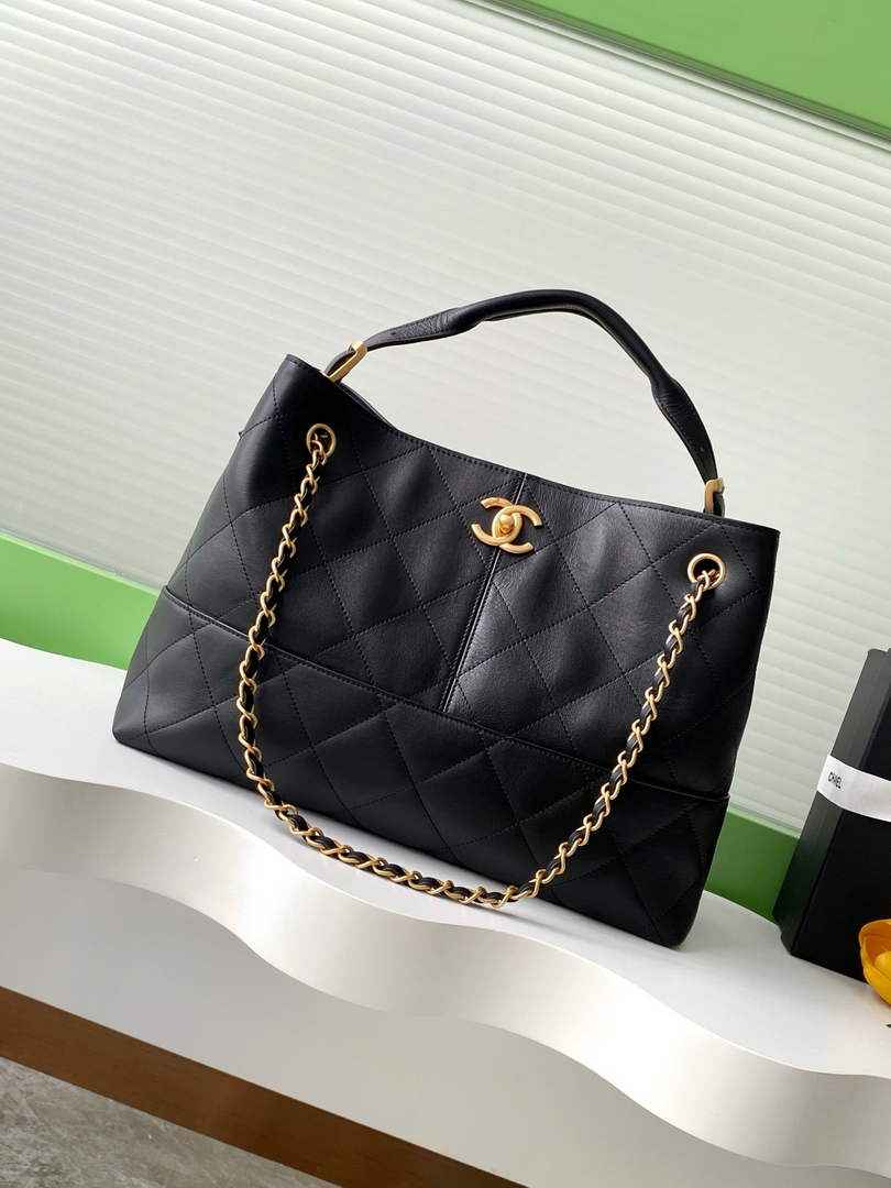 Chanel 25 Shopping Bag - Black Calfskin - AS5657