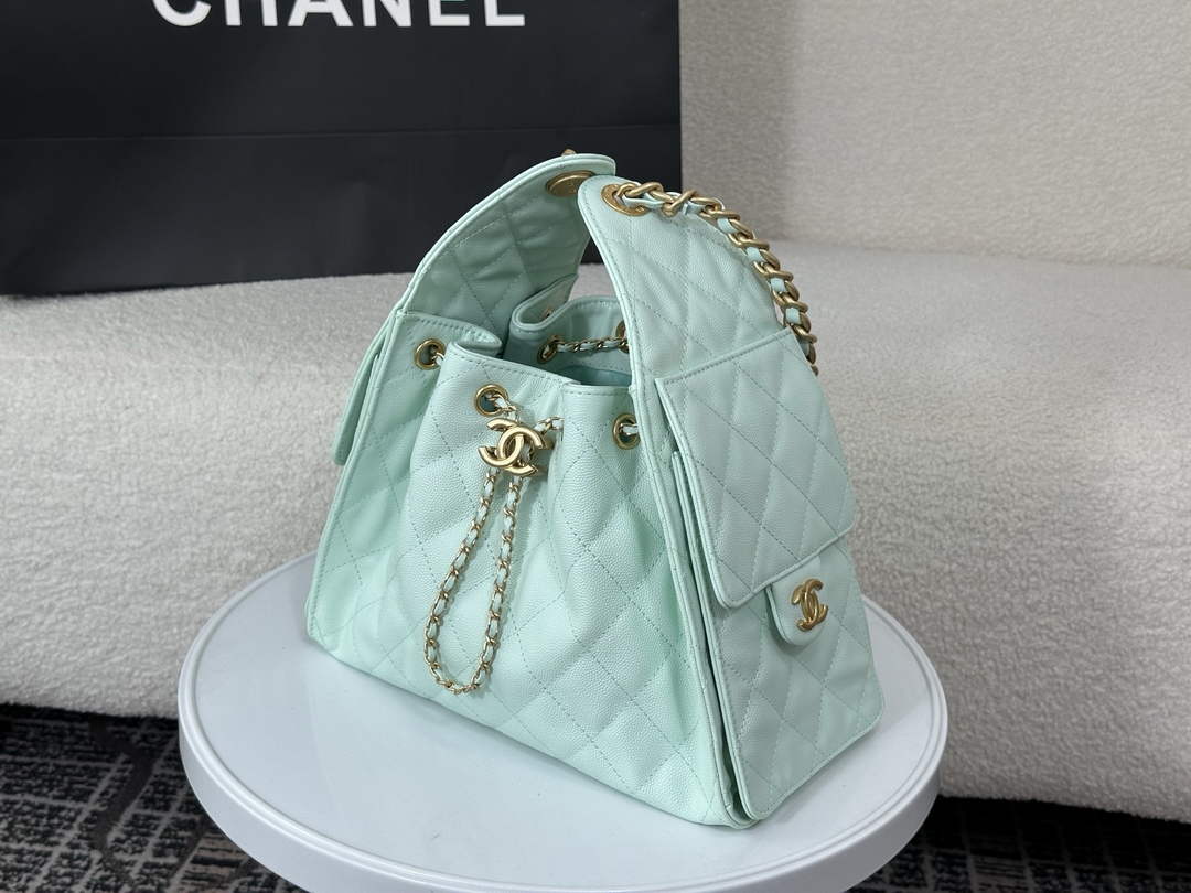 Chanel 25 small handbag, AS5293 Grained Calfskin Green