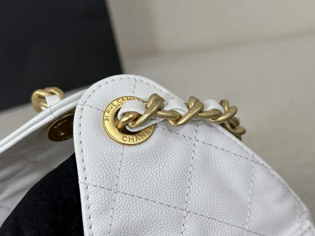 Chanel 25 small handbag, AS5293 Grained Calfskin White