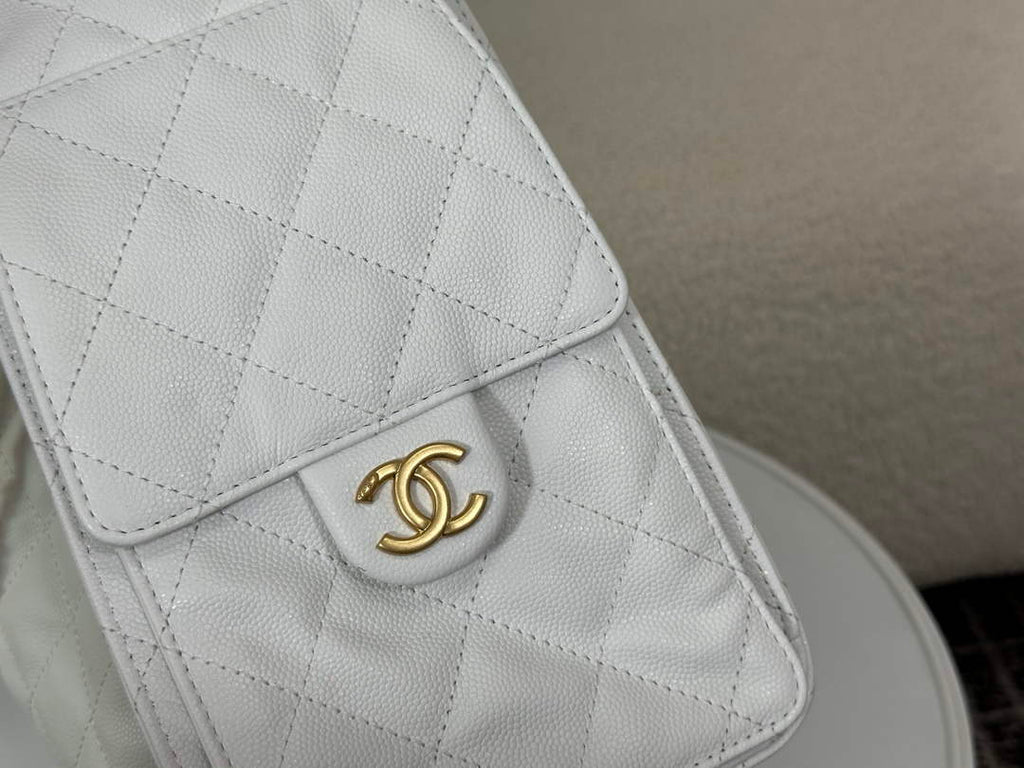 Chanel 25 small handbag, AS5293 Grained Calfskin White