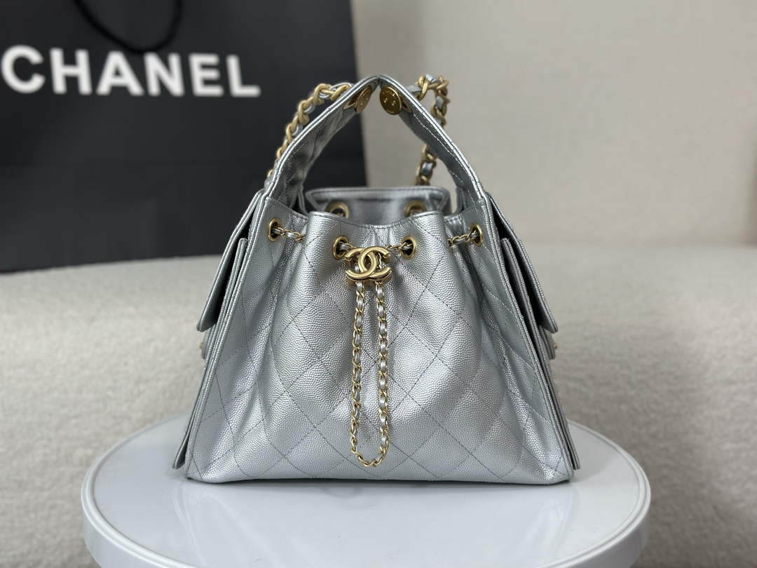 Chanel 25 small handbag, AS5293 Grained Calfskin Silver
