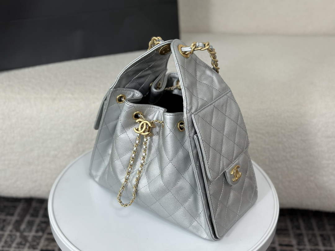 Chanel 25 small handbag, AS5293 Grained Calfskin Silver