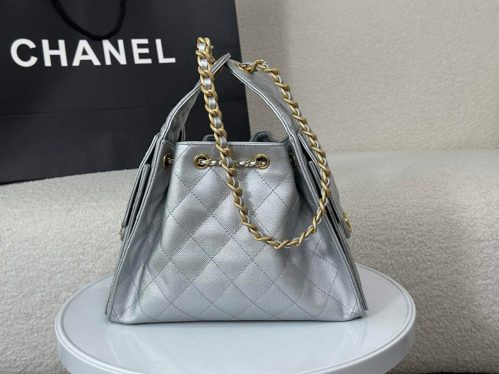 Chanel 25 small handbag, AS5293 Grained Calfskin Silver