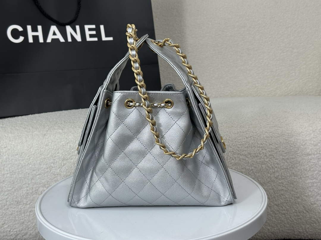 Chanel 25 small handbag, AS5293 Grained Calfskin Silver