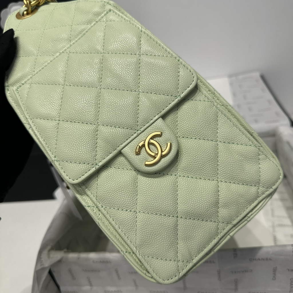 Chanel 25 small handbag, AS5293 Green Grained Calfskin