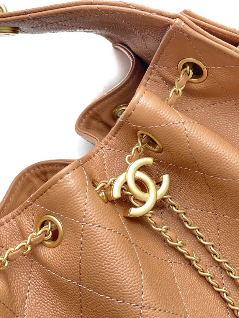 Chanel 25 small handbag, AS5293 Grained Calfskin Apricot